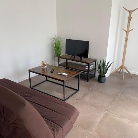 Maison Fleurs De Lys, Climatisee, Wifi Et Parking Privee Gratuit, Lave-Linge, Vernon Giverny Eksteriør bilde