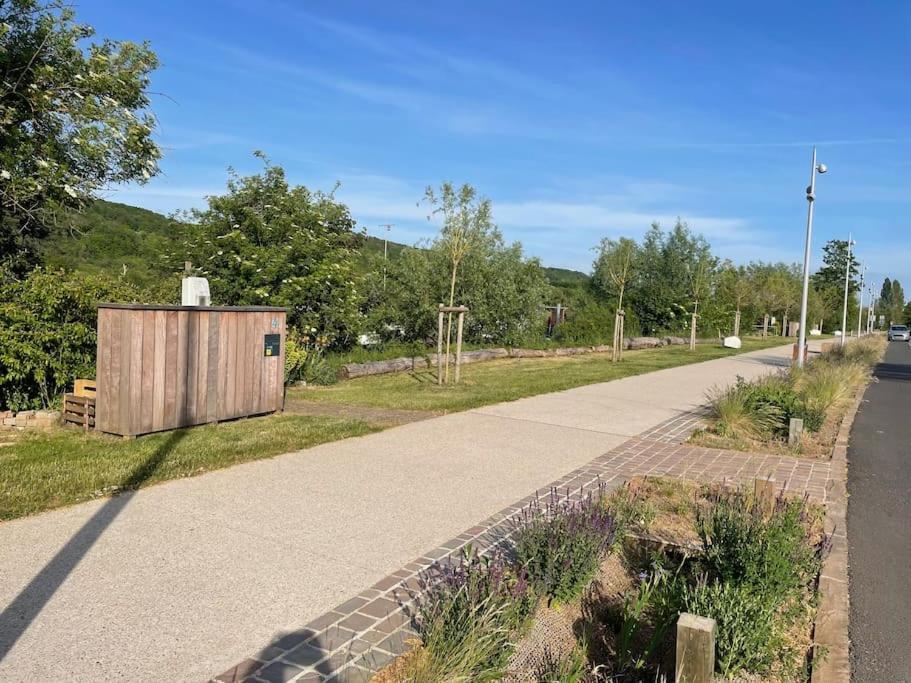 Maison Fleurs De Lys, Climatisee, Wifi Et Parking Privee Gratuit, Lave-Linge, Vernon Giverny Eksteriør bilde